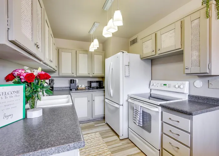 Yuma Vacation Rental With Community Pool!